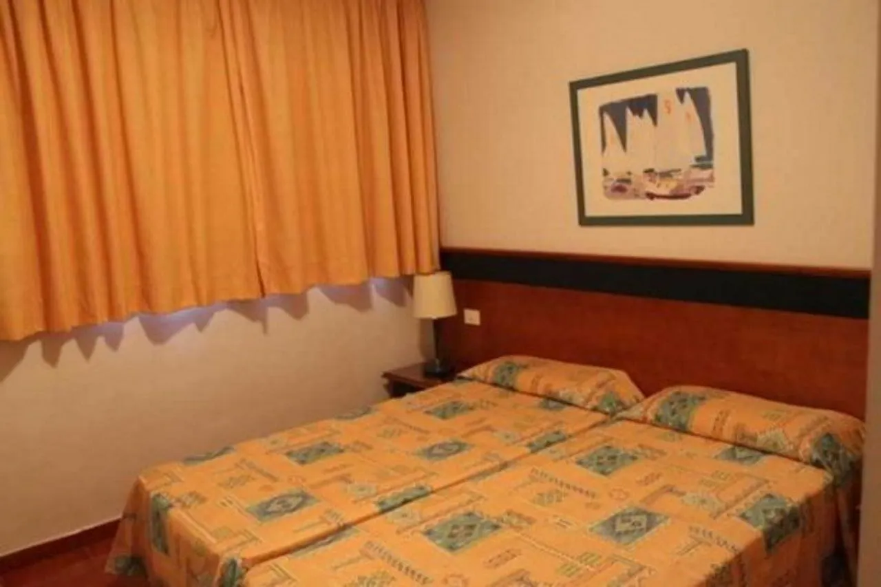 Apartamentos Amadores Beach Spain