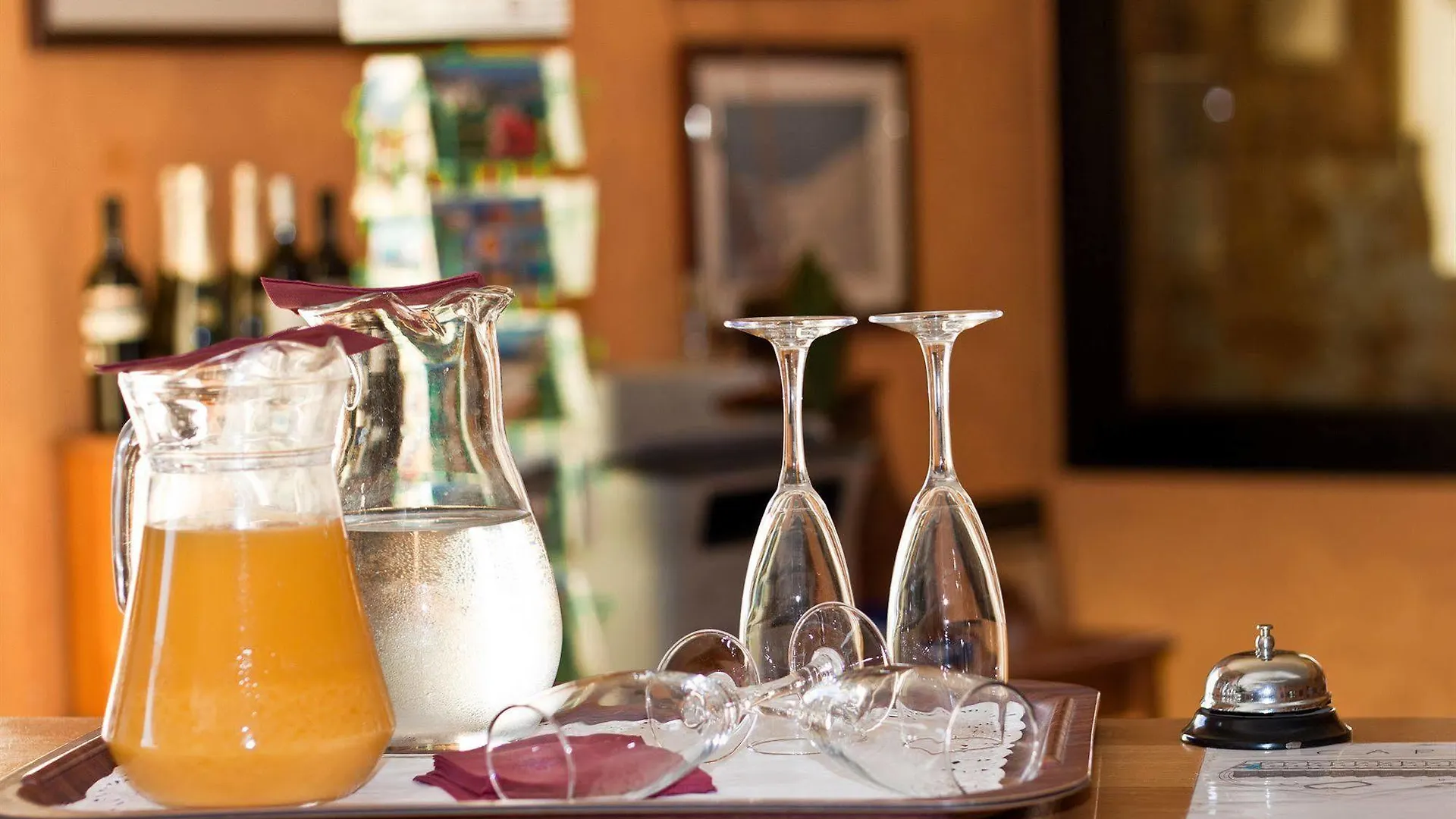 Apartamentos Amadores Beach
